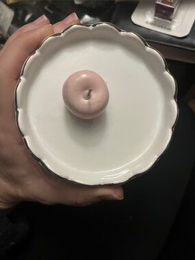 Eccolo Pink and White Ceramic Ring Dish with Gold Rim